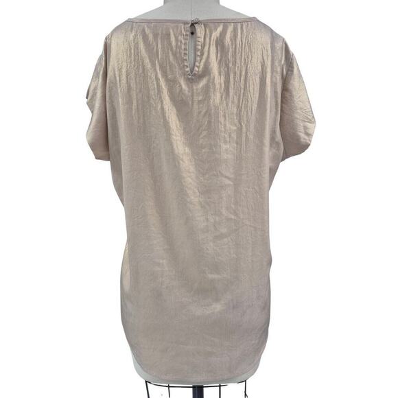 Chico's 100% Polyester Metallic Gold Top Sz 2 L/XL NWOT - Picture 3 of 5